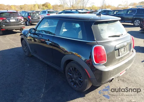 2017 Mini Hardtop Cooper from USA, damaged, VIN WMWXP5C39H2G61023